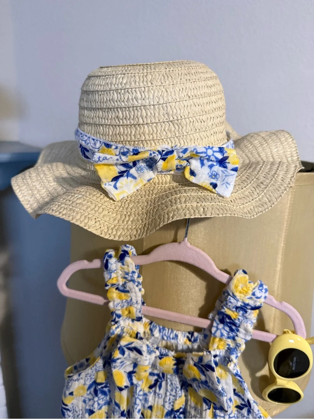 Rachel Zoe Girls 3 Pc Outfit Set 4T Lemon Romper Hat Sunglasses Summer